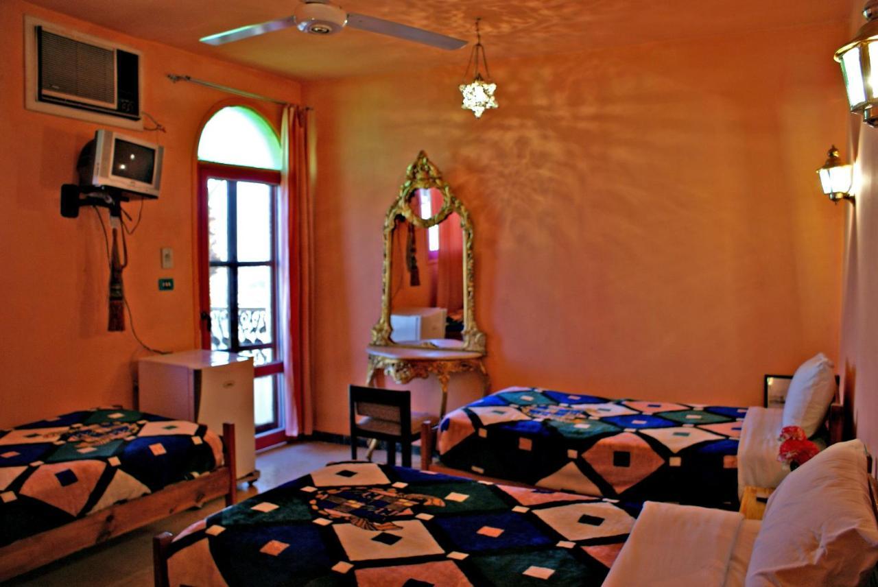 Ramsess Hostel Луксор Экстерьер фото