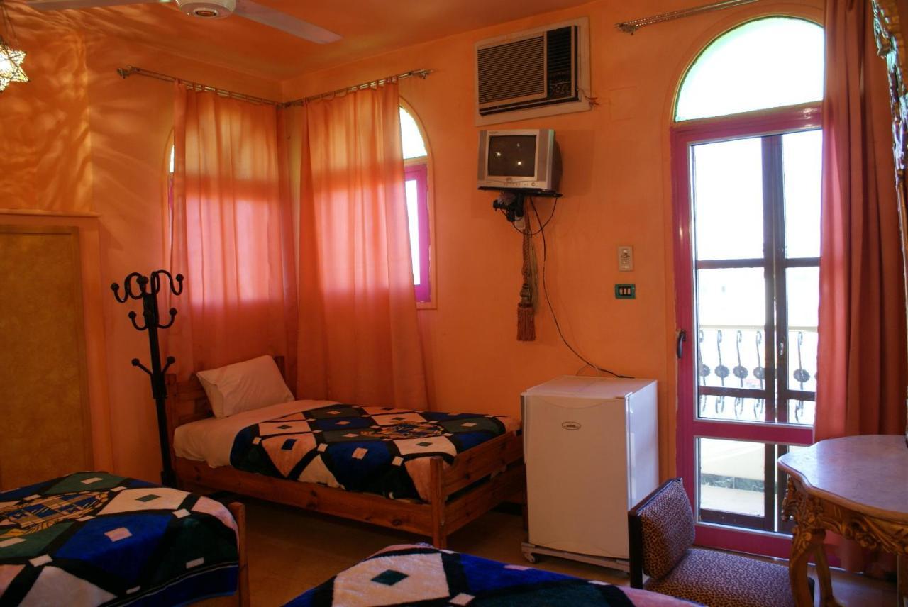 Ramsess Hostel Луксор Номер фото